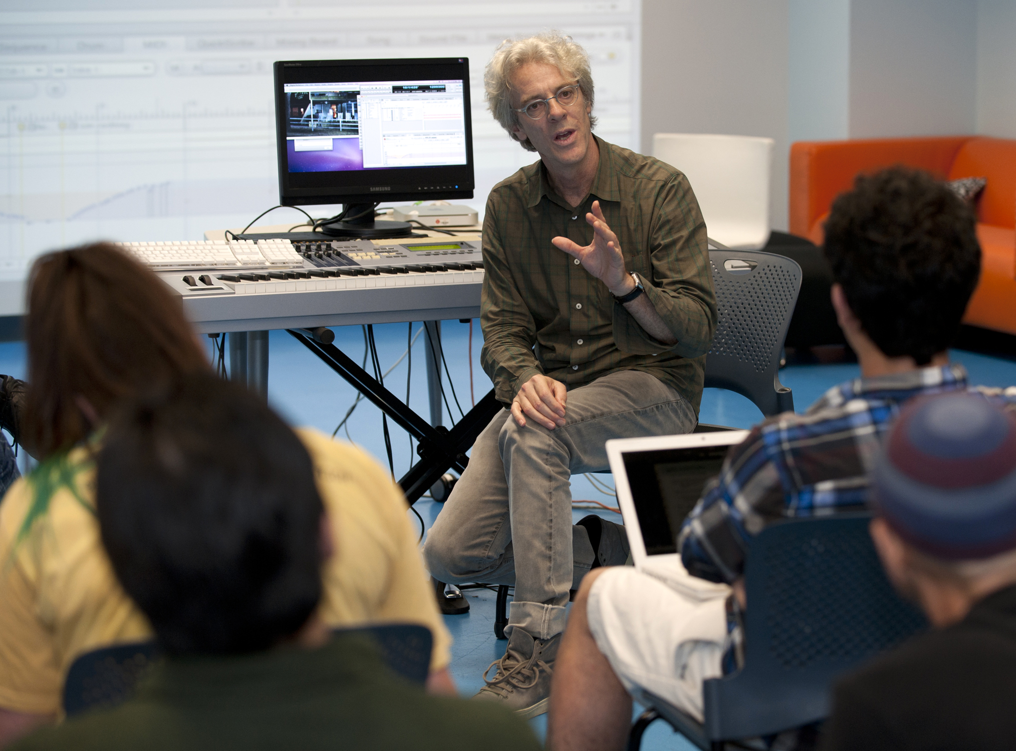Rock Drummer Stewart Copeland talks with SMU students.